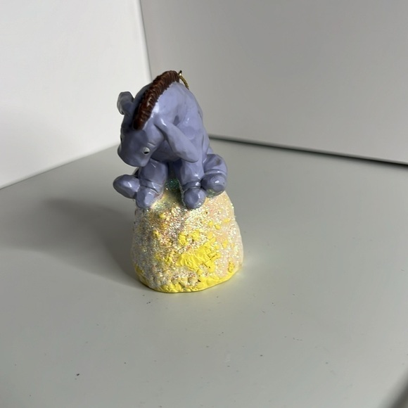 Disney, Eeyore,Winnie the Pooh . Christmas ornament. - Picture 5 of 10
